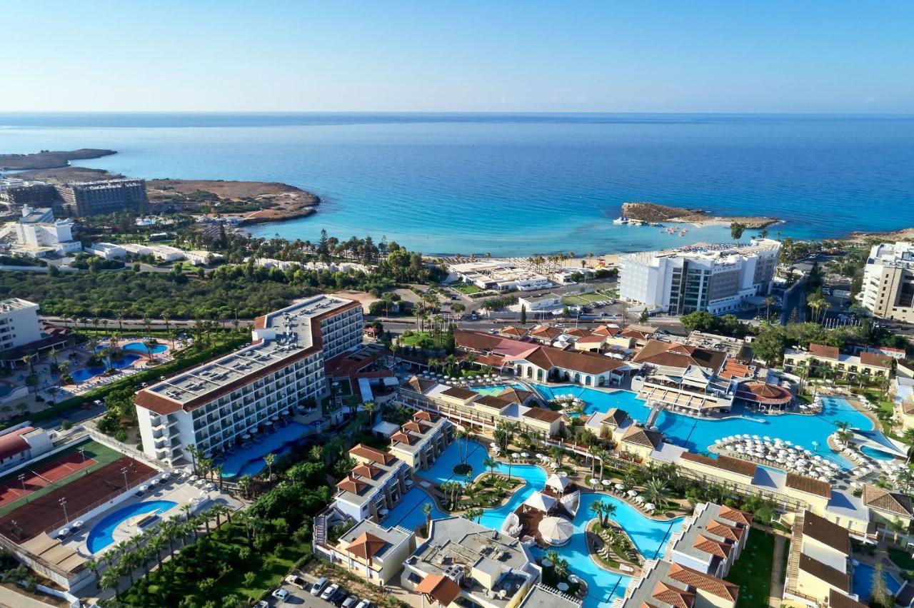 Atlantica Aeneas Resort Айя Напа Екстериор снимка