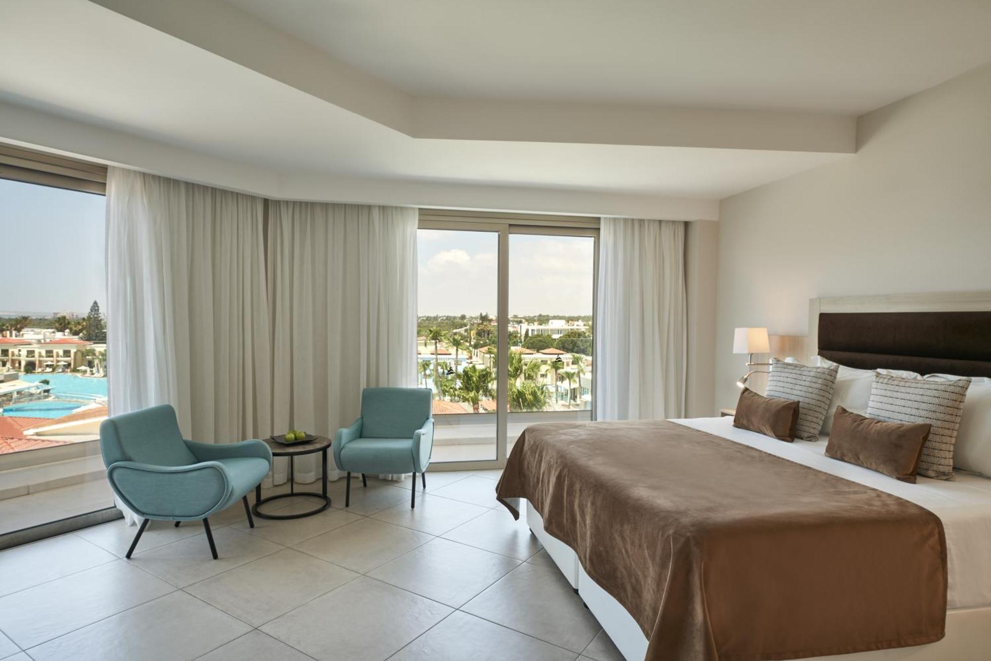 Atlantica Aeneas Resort Айя Напа Екстериор снимка