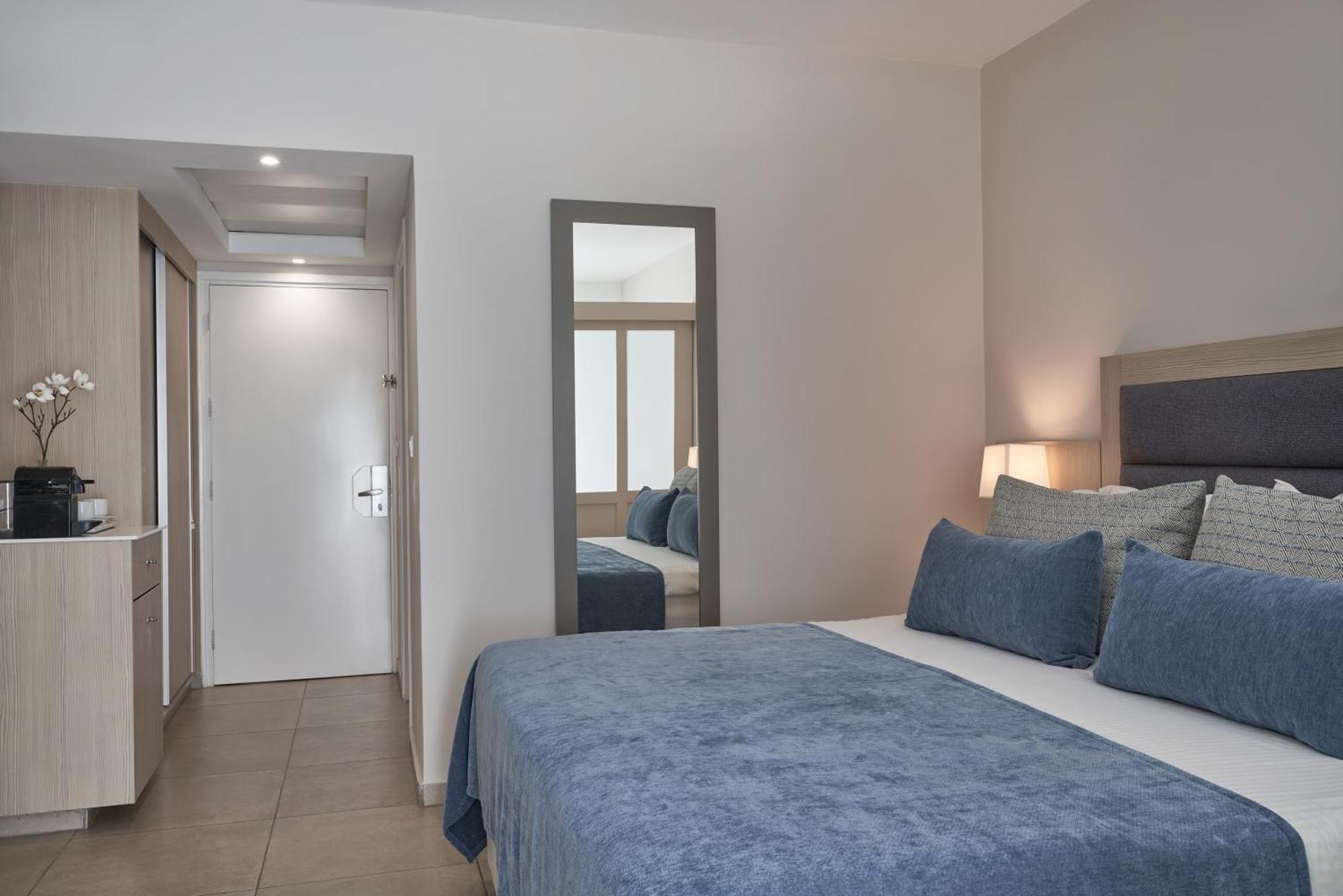 Atlantica Aeneas Resort Айя Напа Екстериор снимка